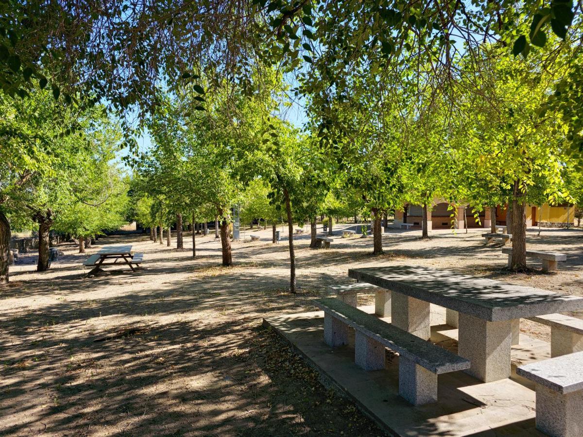 Apartamentos Rurales Tinguaton Aldeanueva de Barbarroya 외부 사진